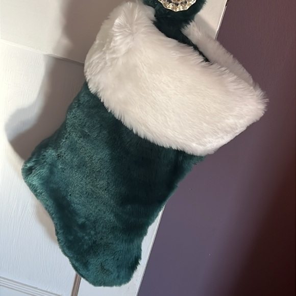 Velvet Christmas š Stockingās - Picture 4 of 5